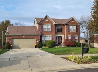 8208 Jordan Ridge Dr, Cleves, OH 45002