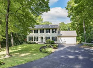 86 Gretna Woods Rd, Pleasant Valley, NY 12569