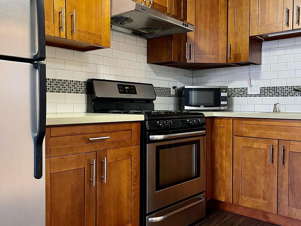 1st image of 429 Kains Ave #B