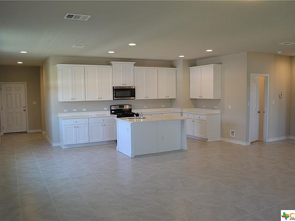 5th image of 208 Mary Max Cir