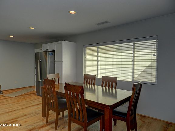 5th image of 3960 E Lake Shore Drive