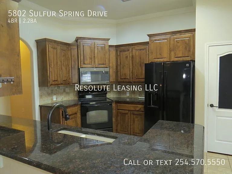 5802 Sulfur Spring Dr — Photo 5