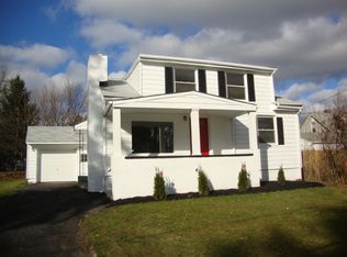 163 Forest Dr, Bedford, OH