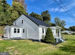 6947 Apple Harvest Dr, Gerrardstown, WV 25420