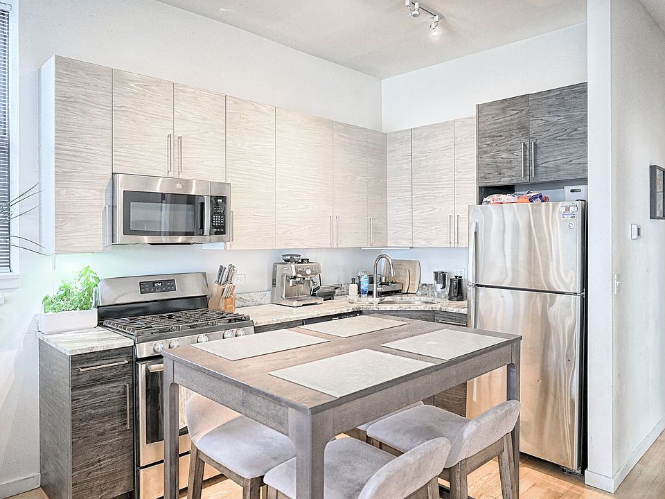 1st image of 1512 N Ashland Ave #3R