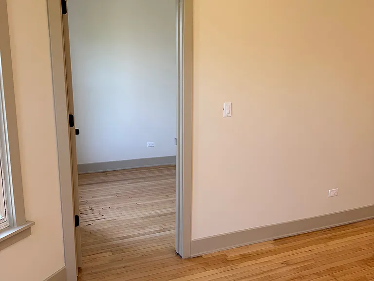 3060 N Elbridge Ave #1 — Photo 8
