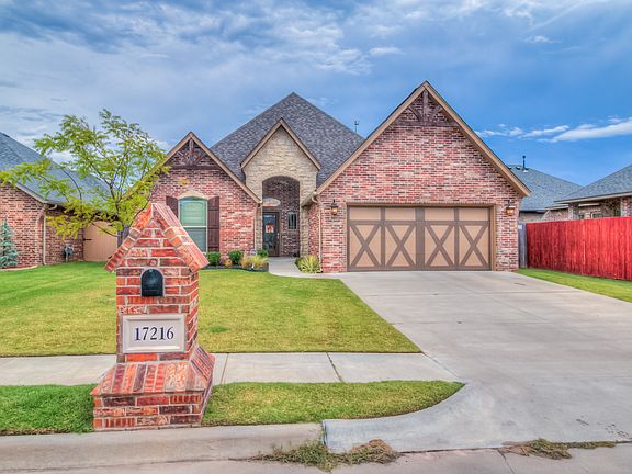 3rd image of 17216 Aragon Ln