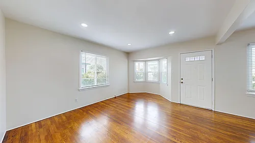1502 N Hollywood Way #A Photo 1