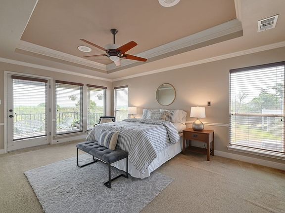 4th image of 104 Betula Dr