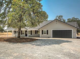 10020 Rocking Horse Ln, Redding, CA 96003