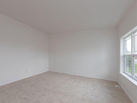 4th image of 15816 65th Street Ct E