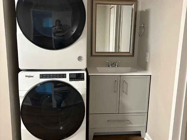 105 Ppoole St #201 — Photo 14