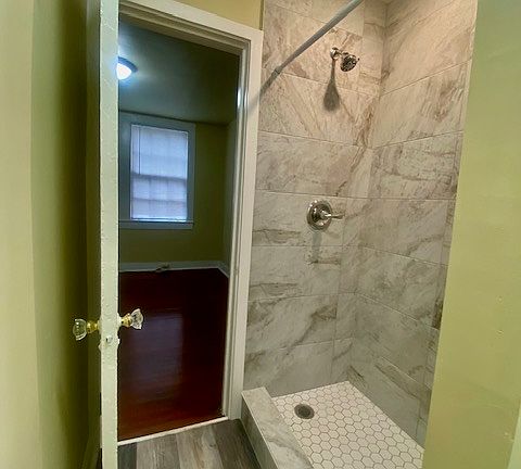 4th image of 1905 S Carrollton Ave APT C