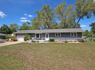 2206 Lilac Dr, Decatur, IL 62521