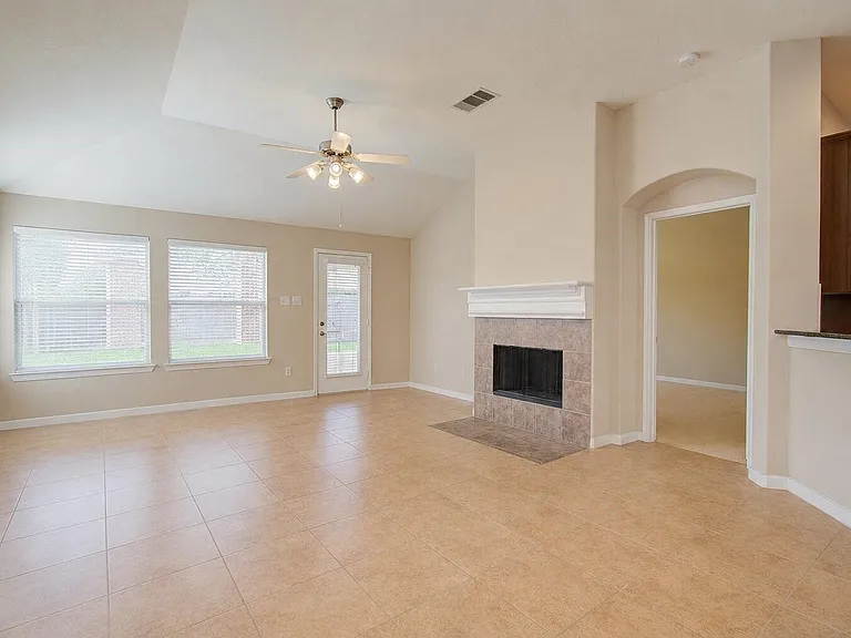 11506 Lawson Cypress Dr — Photo 7