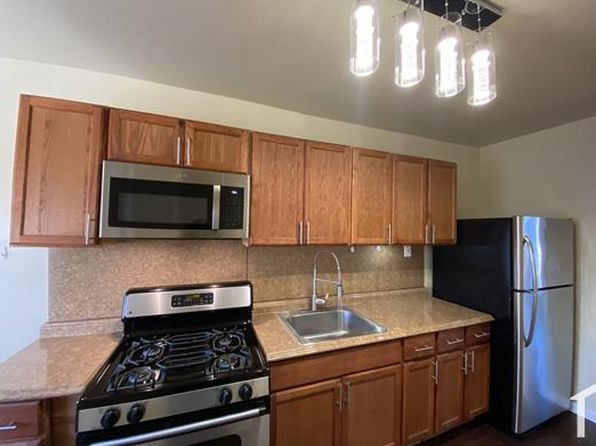 1520 W Champlost St #3F