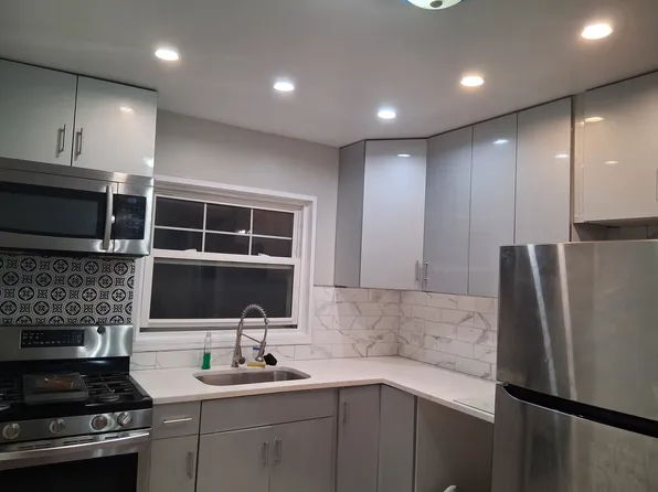 (undisclosed Address), Brooklyn, NY 11234