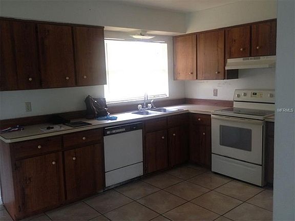 2nd image of 12132 Medan Ct