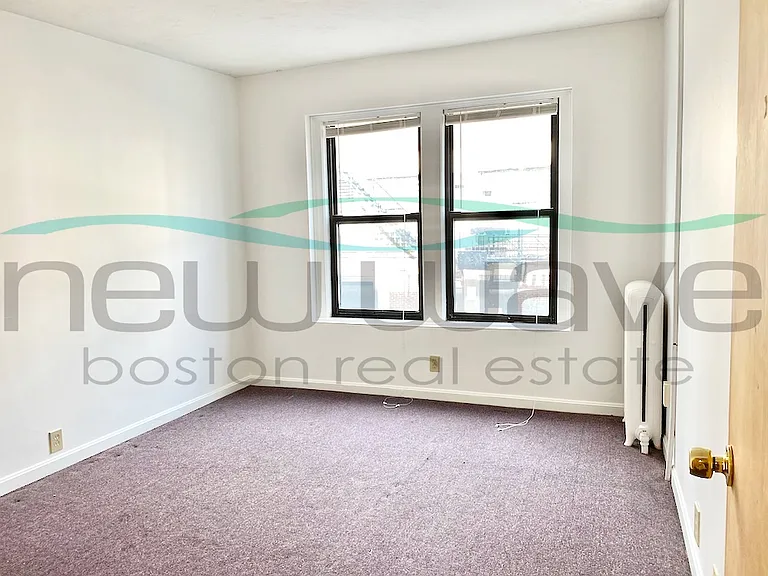 19 Peterborough St #3 — Photo 5