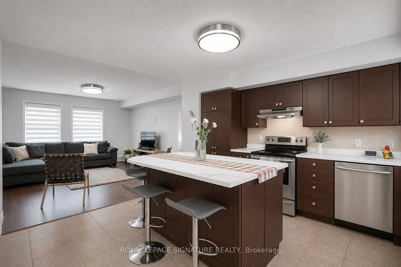 3 bed, $3,200 — Photo 3