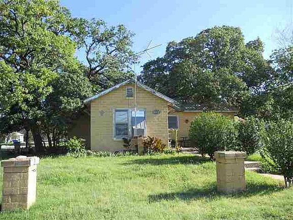 4th image of 1301 Sherrard St