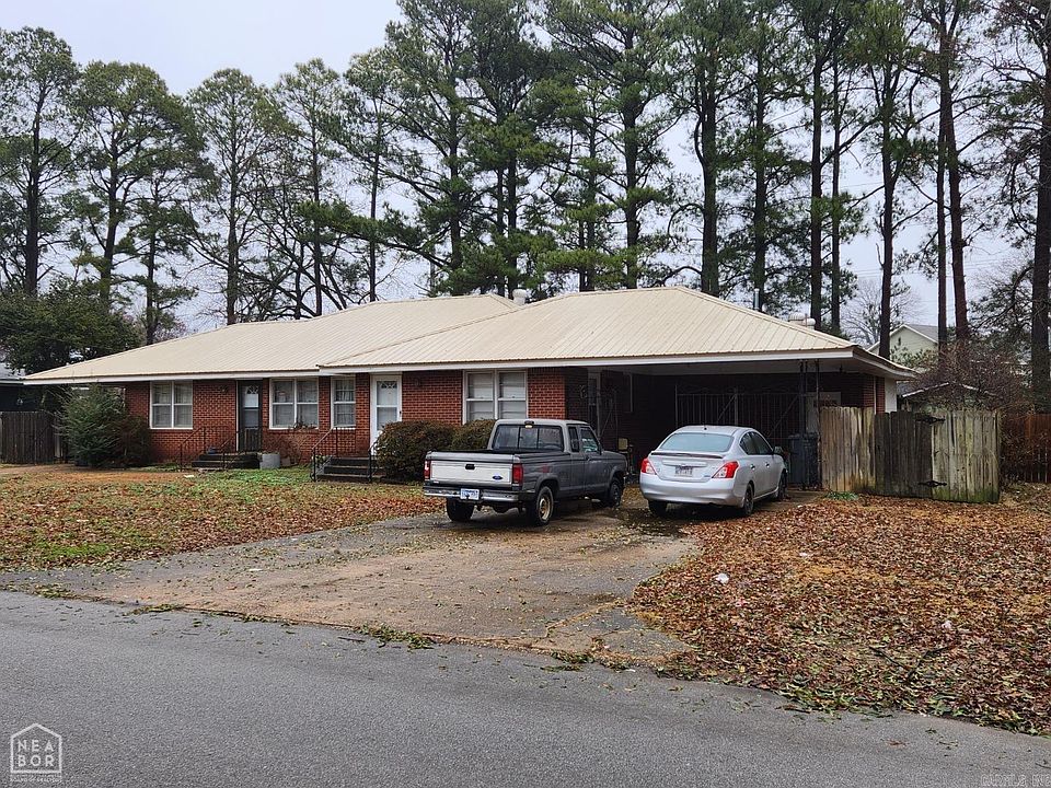 208 Scott St, Jonesboro, AR 72401 | Zillow