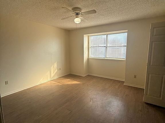 2nd image of 1322 Jasper Ave APT B