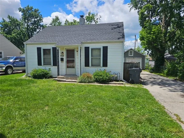 725 S Cherry St, Olathe, KS 66061