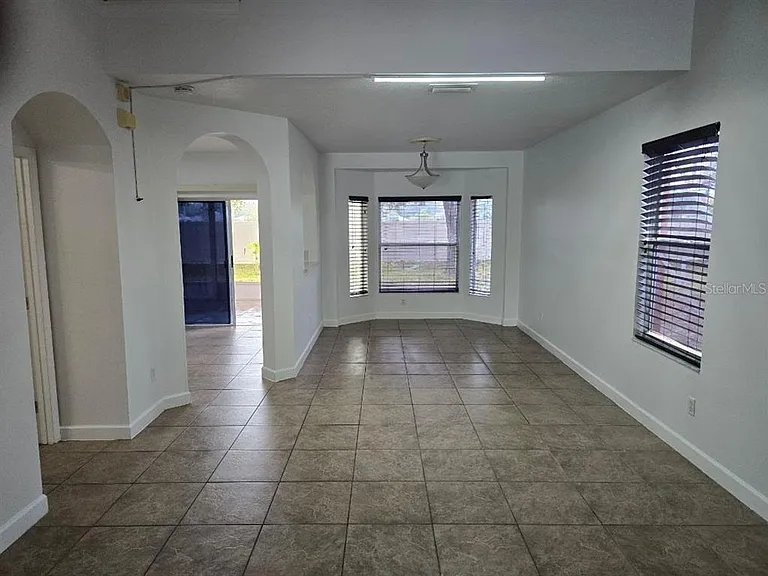 18002 Birdwater Dr — Photo 11