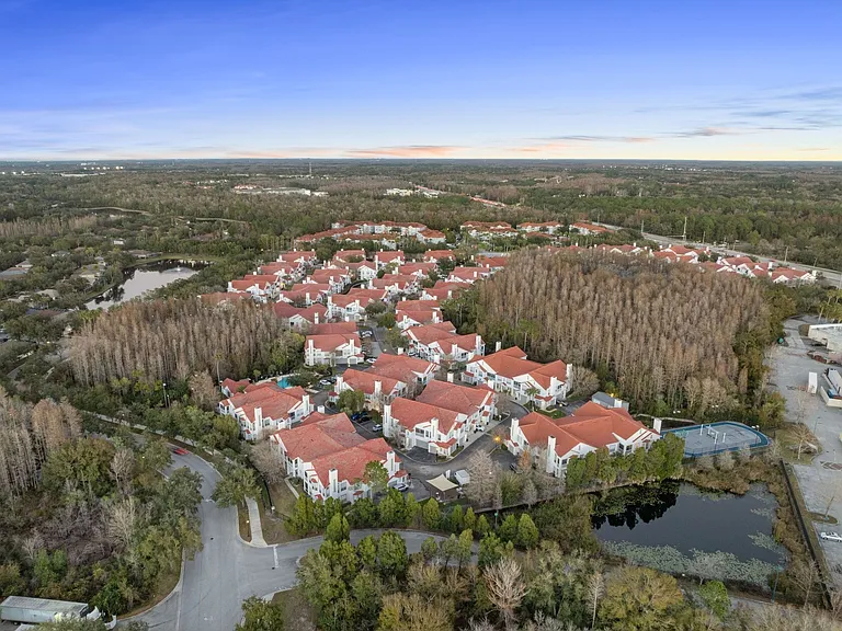 Come find your beautiful new home at Windsor Highwoods Preserve.