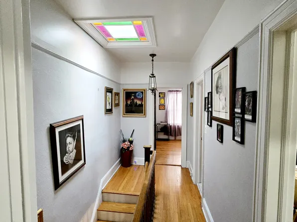 205-14 115th Drive image 8 of 17