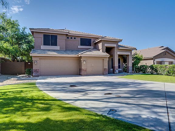 2nd image of 4595 E Olive Ct