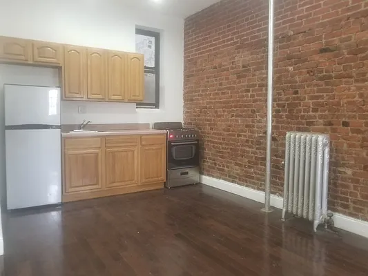 Rented by Lang Realty LLC | media 29