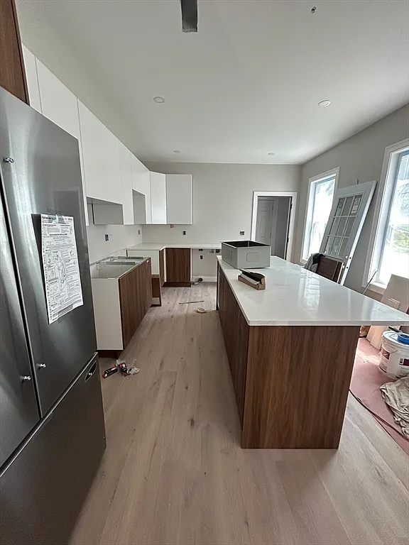 4 bed, 2.0 bath, 1200 sqft, $4,350 — Photo 2