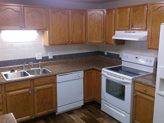 3rd image of 3161 Dorf Dr