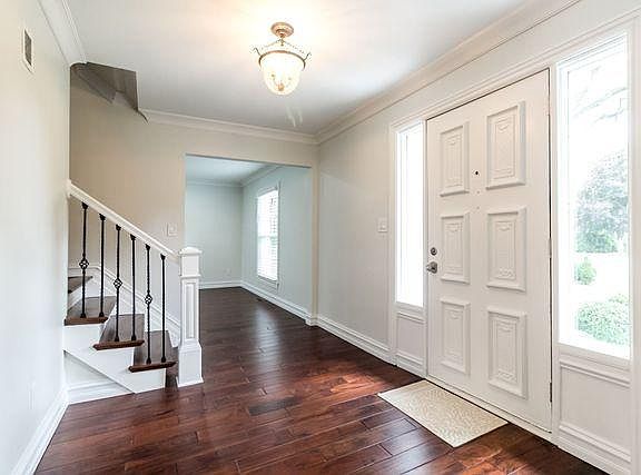 5th image of 2584 Alveston Dr