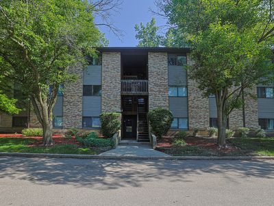 2354 South St APT E, Elgin, IL, 60123