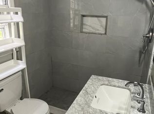 207 W Parris Ave, High Point, NC 27262