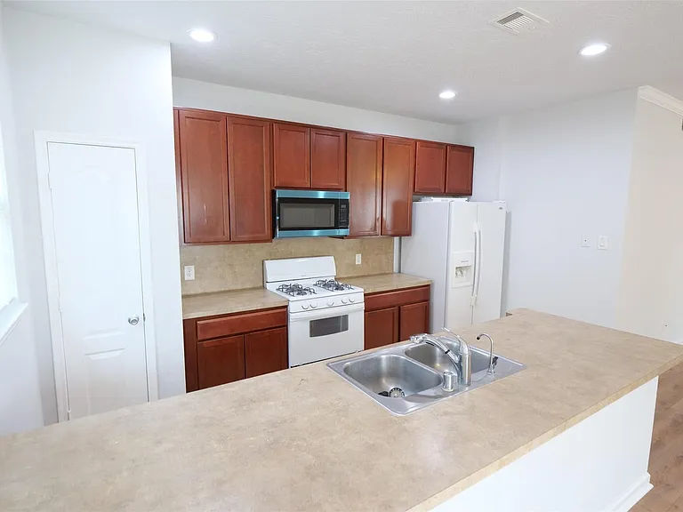 21339 Pine Monte Ridge Ln — Photo 9