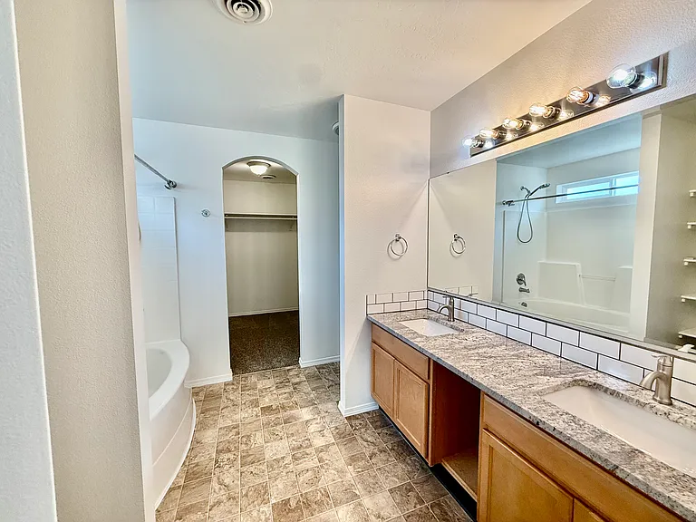 4263 S Glenmere Way — Photo 12