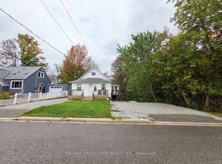 64 Bleeker St, Orillia, ON L3V 5Z2