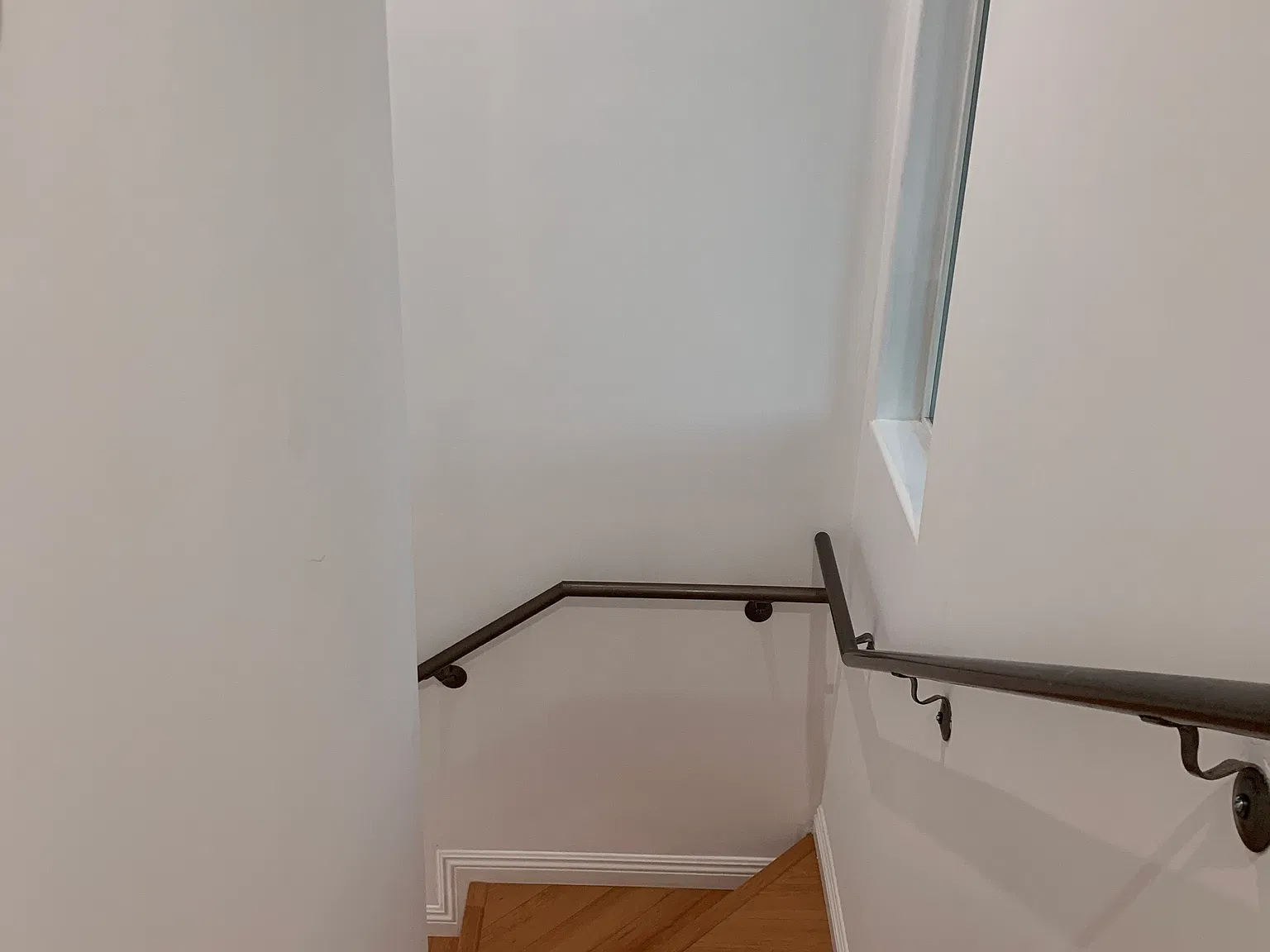 2 bed, 1.5 bath, 910 sqft, $3,200 — Photo 1