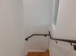 2243 N Buena Vista St, Burbank, CA 91504