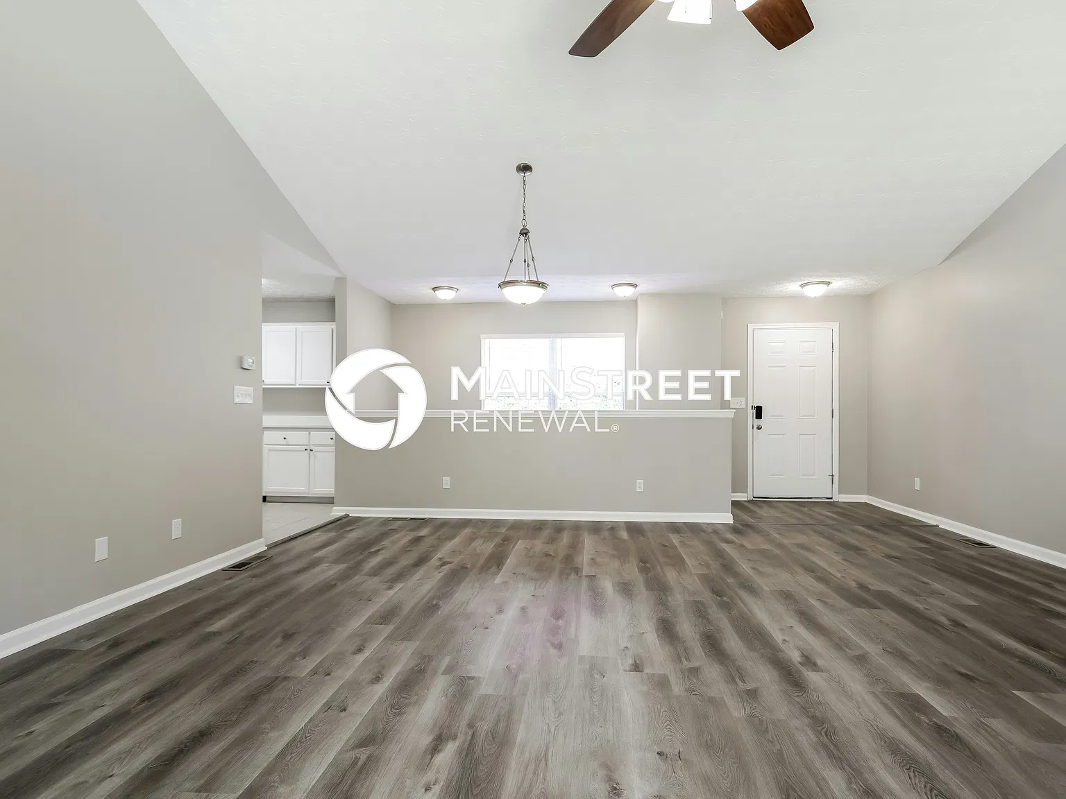 3020 Corvair St — Photo 3