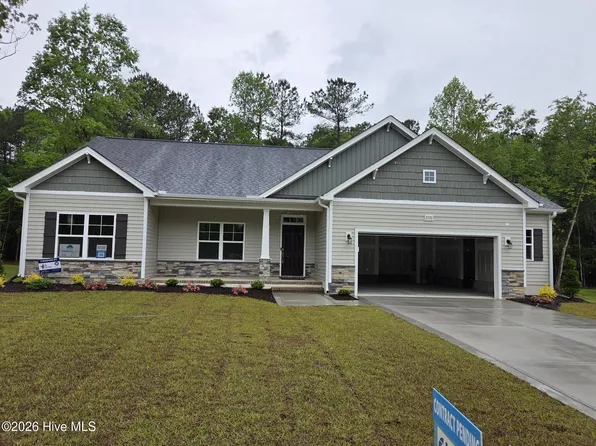 2970 Tucker Hill Drive, Grimesland, NC 27837