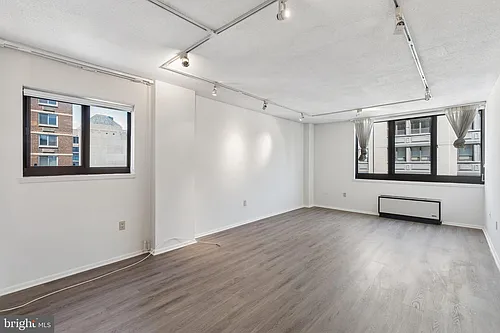 1420 Locust St #23E Photo 1
