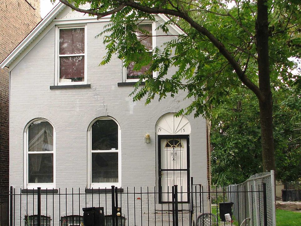 1st image of 1915 S Homan Ave