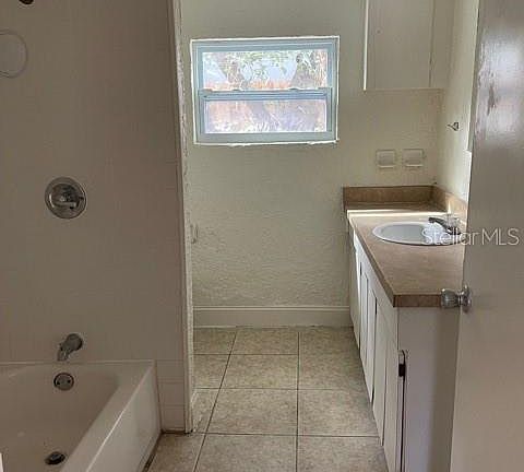 5th image of 4103 E Comanche Ave