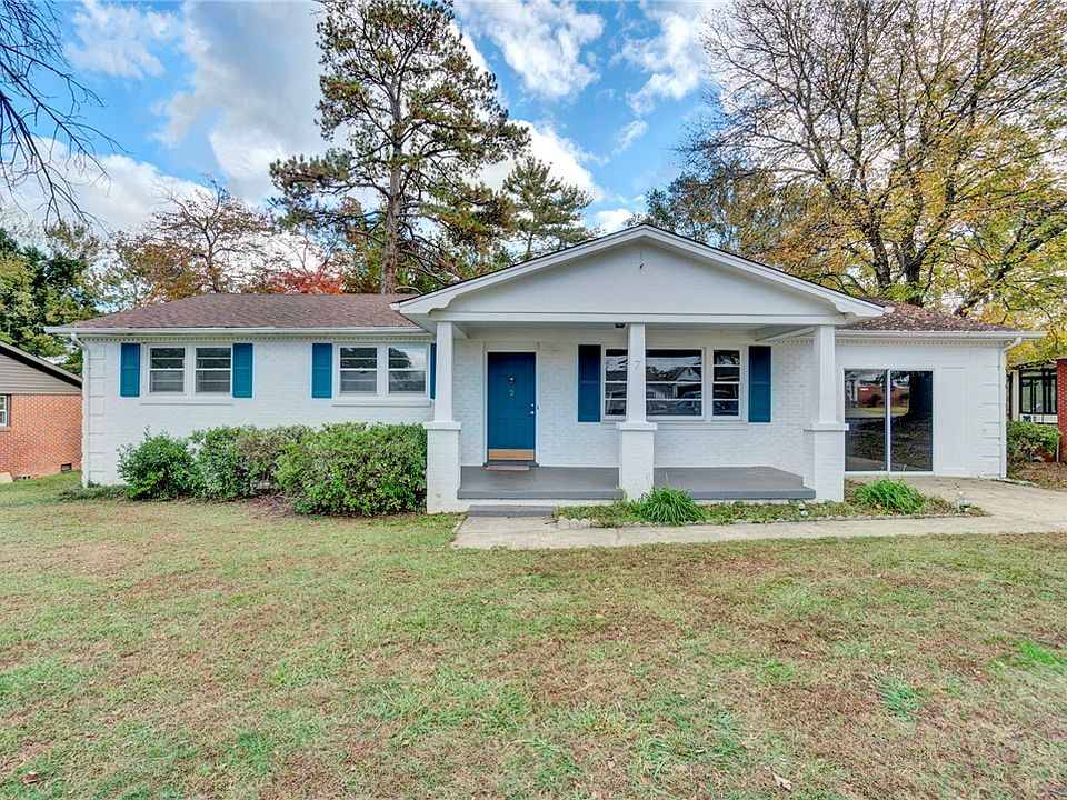 1st image of 7 Oakwood Ave
