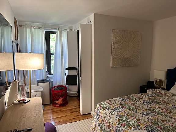 4th image of 307 E 89th St APT 2J